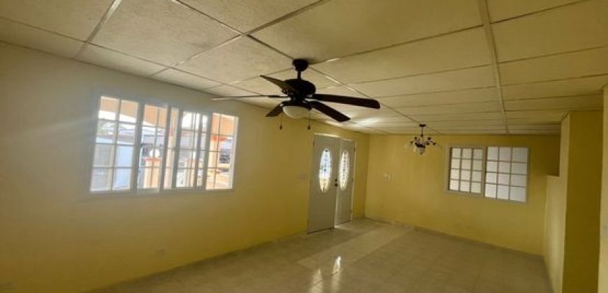 Se vende de Casa en Camino Real de San Antonio