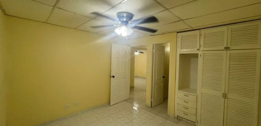 Se vende de Casa en Camino Real de San Antonio