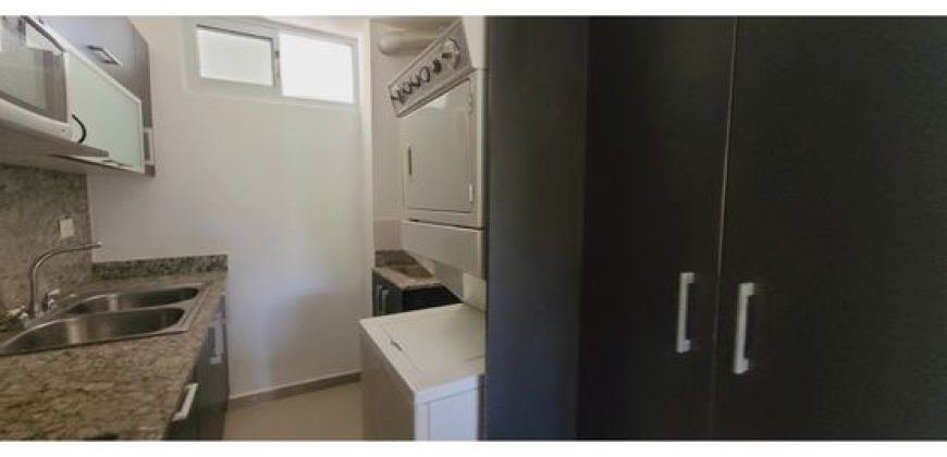 Se alquila de Apartamento en Altamira Gardens