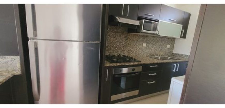 Se alquila de Apartamento en Altamira Gardens