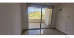 Se alquila de Apartamento en Altamira Gardens