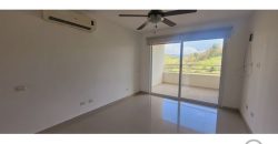 Se alquila de Apartamento en Altamira Gardens