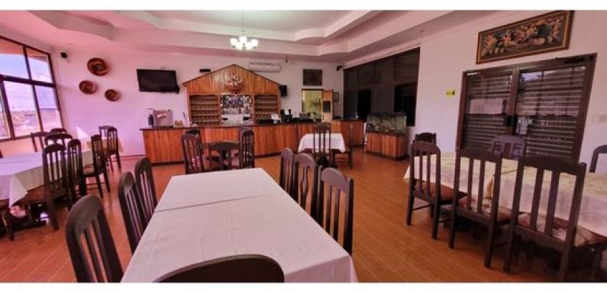 Se vende Edificio para Restaurante en Santa Catalina