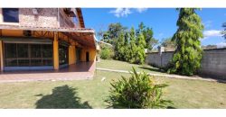 Se vende Edificio para Restaurante en Santa Catalina