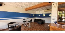 Se vende Edificio para Restaurante en Santa Catalina
