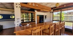 Se vende Edificio para Restaurante en Santa Catalina