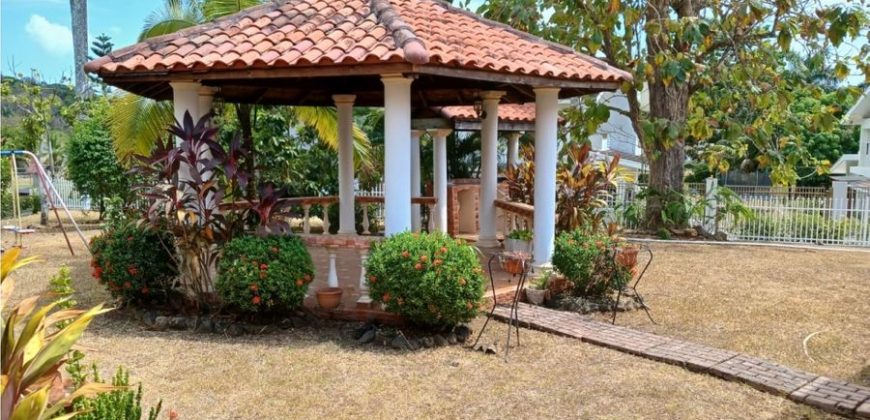 Alquilo casa en Panama Pacifico, Howard