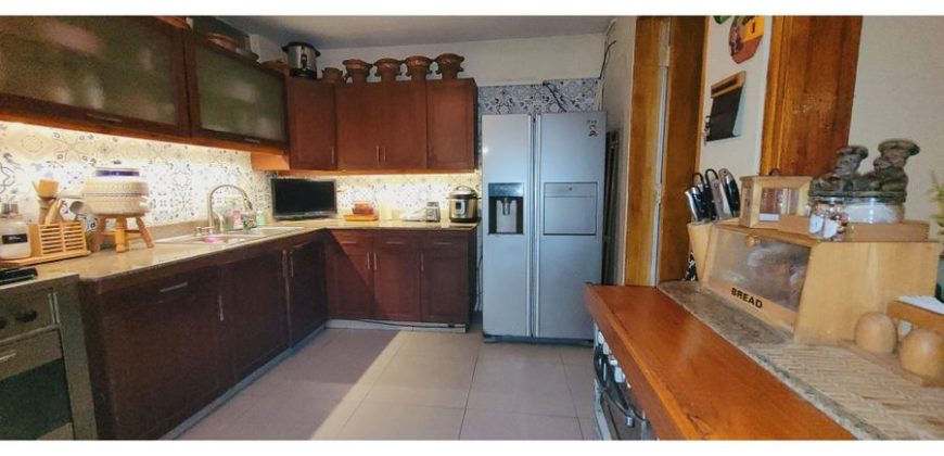 Casa para alquiler en Ancon 4 habitaciones con Jardin amplio