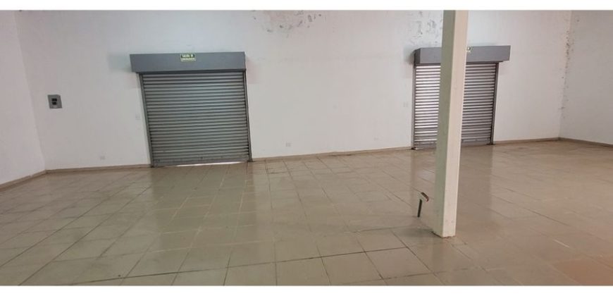 Venta de Terreno con Nave industrial y locales 1600mtrs